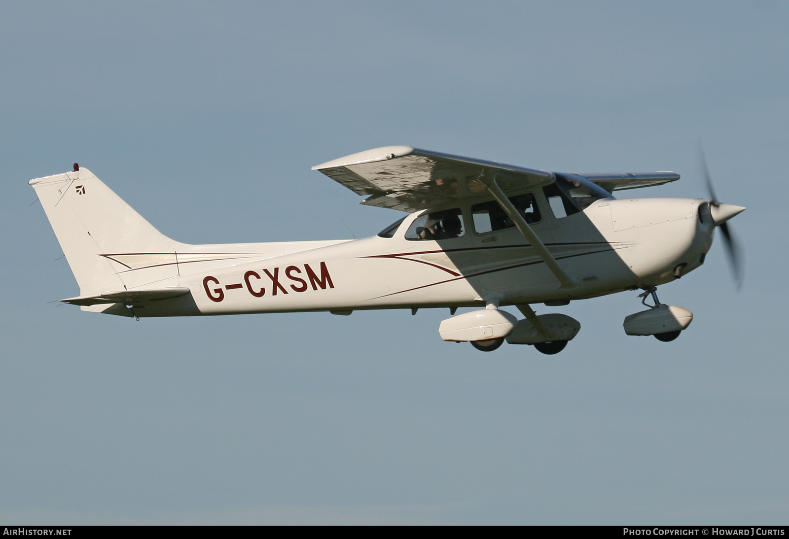 Aircraft Photo of G-CXSM | Cessna 172R Skyhawk II | AirHistory.net #286394