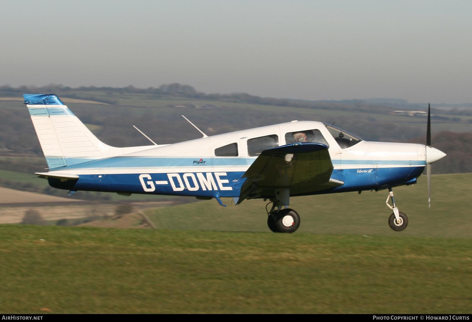 Aircraft Photo of G-DOME | Piper PA-28-161 Warrior III | AirHistory.net #286463