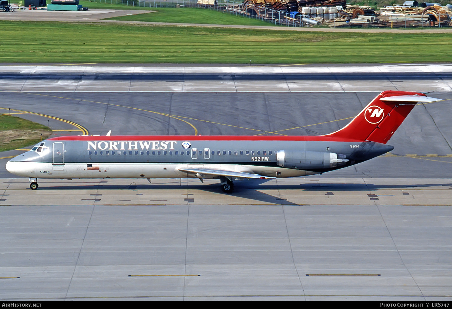 Aircraft Photo of N921RW | McDonnell Douglas DC-9-31 | Northwest Airlines | AirHistory.net #286480