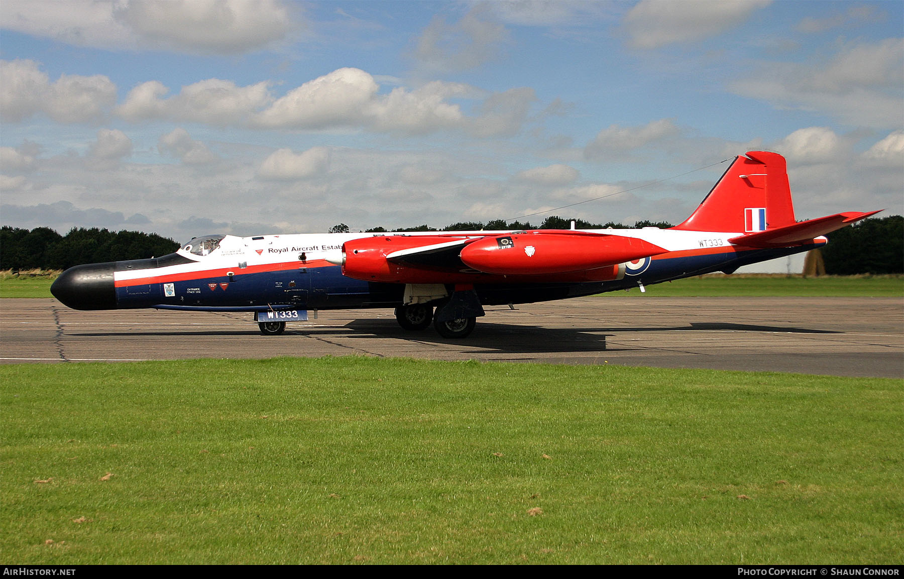 Aircraft Photo of G-BVXC / WT333 | English Electric Canberra B6(BS mod) | UK - Air Force | AirHistory.net #286514