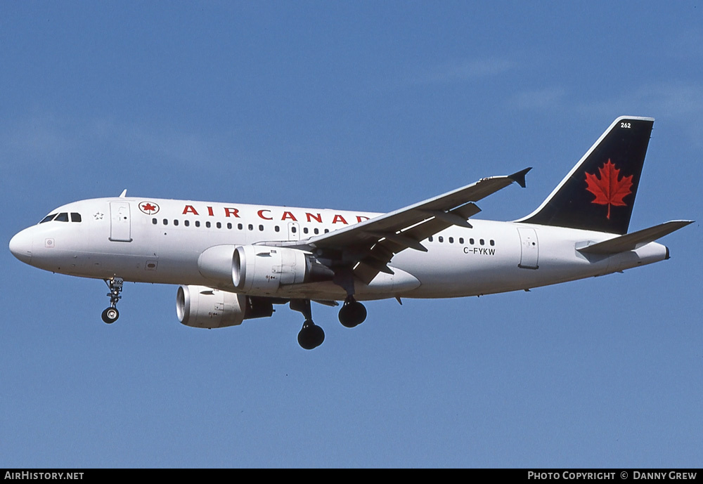 Aircraft Photo of C-FYKW | Airbus A319-114 | Air Canada | AirHistory.net #286562