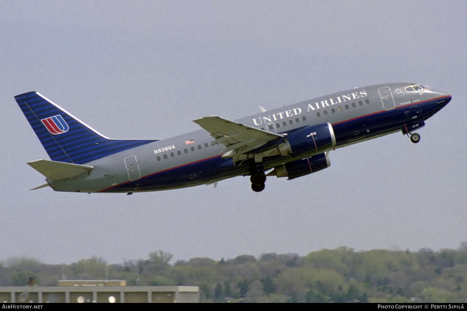 Aircraft Photo of N938UA | Boeing 737-522 | United Airlines | AirHistory.net #286572