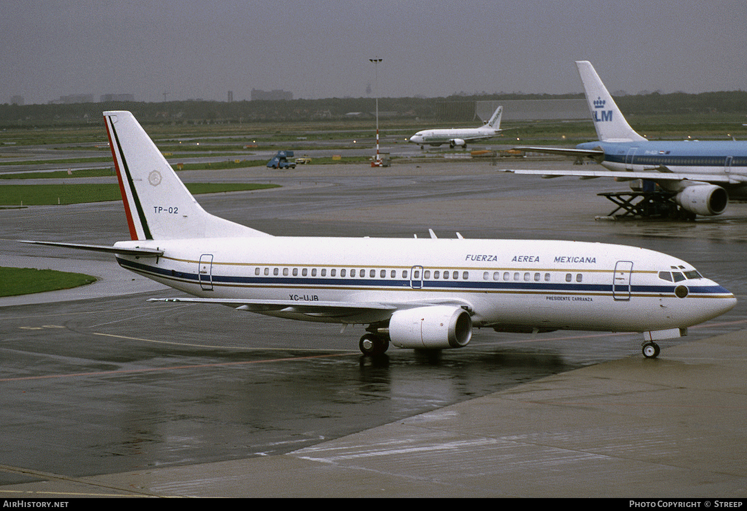 Aircraft Photo of XC-UJB | Boeing 737-33A | Mexico - Government | AirHistory.net #286658