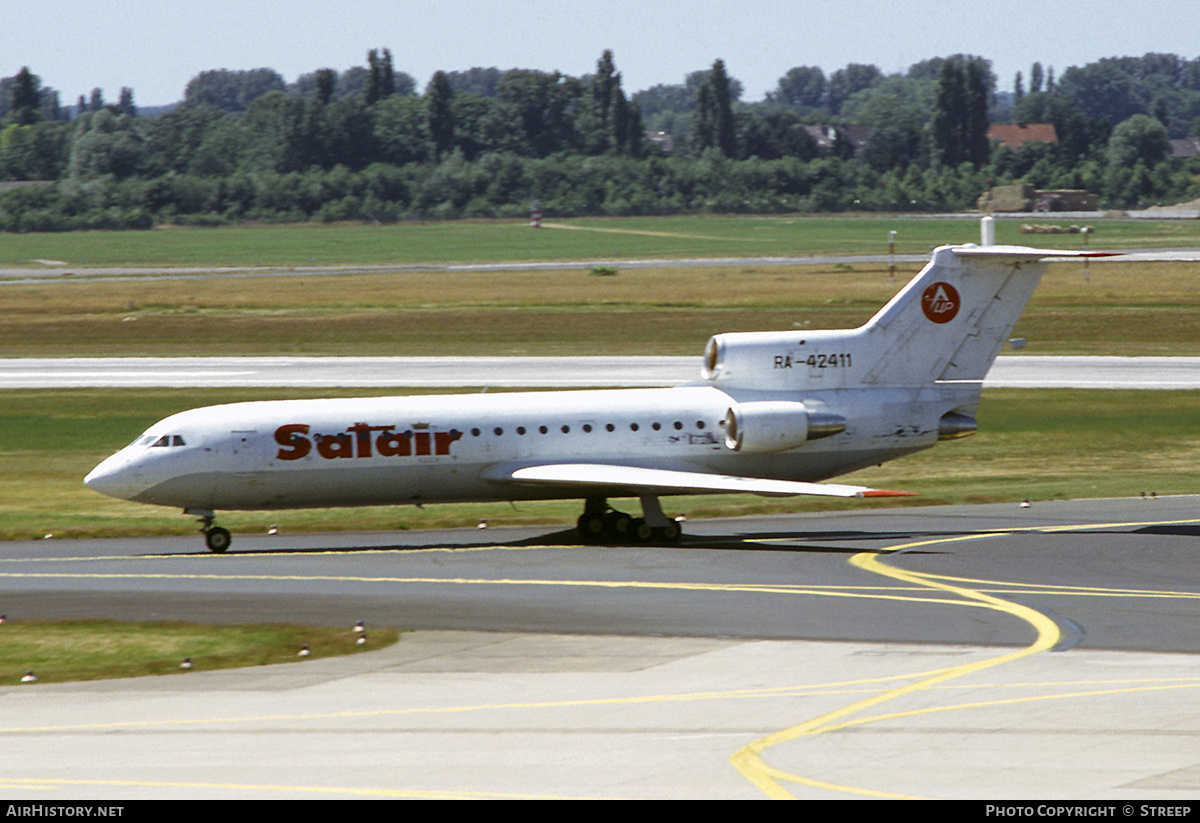 Aircraft Photo of RA-42411 | Yakovlev Yak-42D | Satair | AirHistory.net #286688