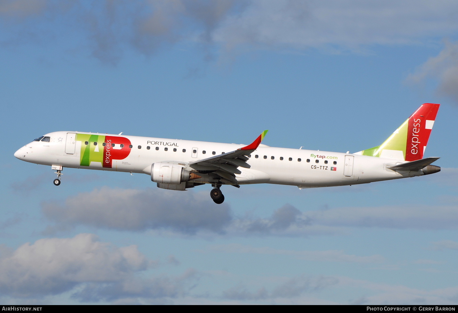 Aircraft Photo of CS-TTZ | Embraer 195AR (ERJ-190-200IGW) | TAP Portugal Express | AirHistory.net #286716