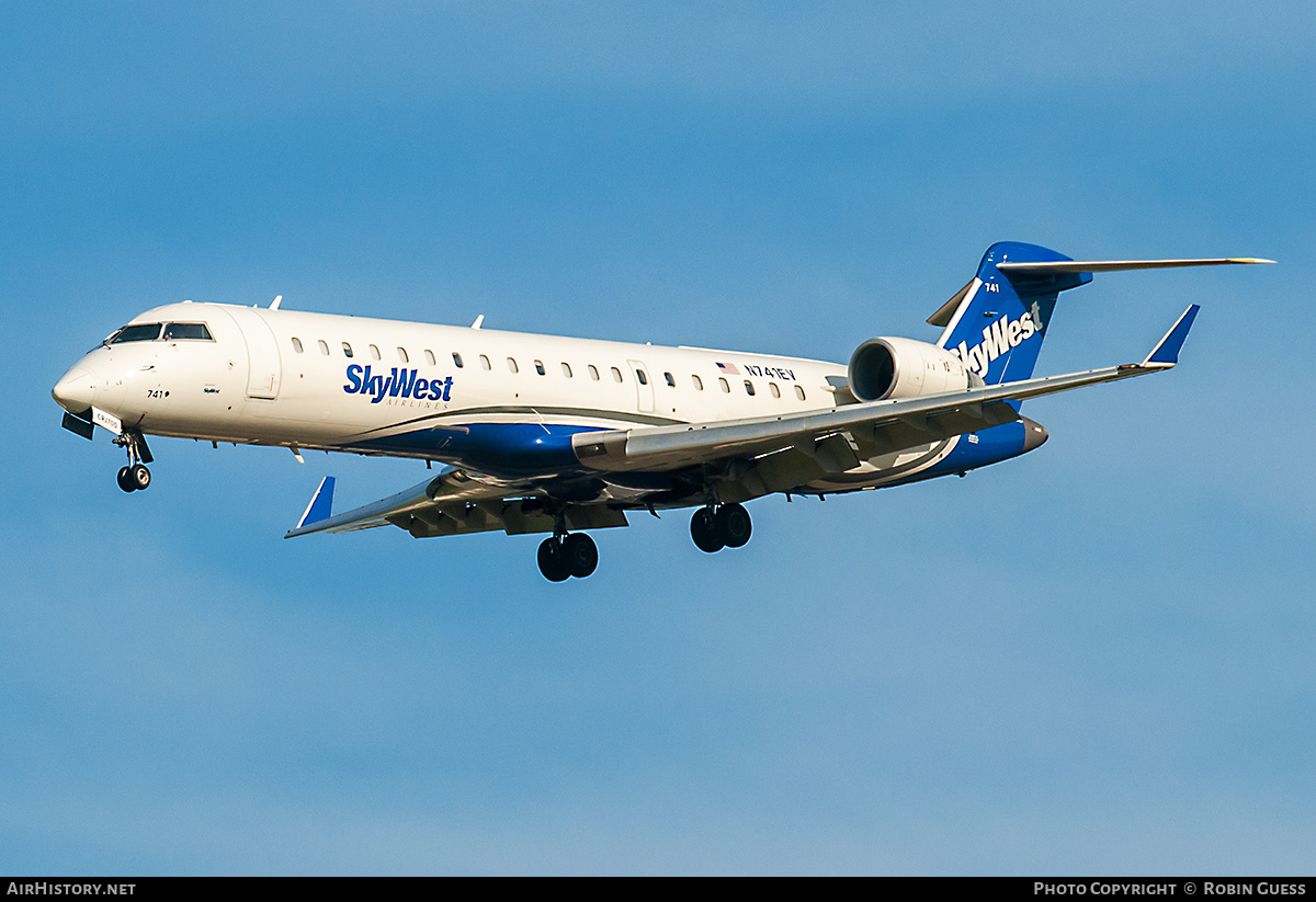Aircraft Photo of N741EV | Bombardier CRJ-700 (CL-600-2C10) | SkyWest Airlines | AirHistory.net #286721