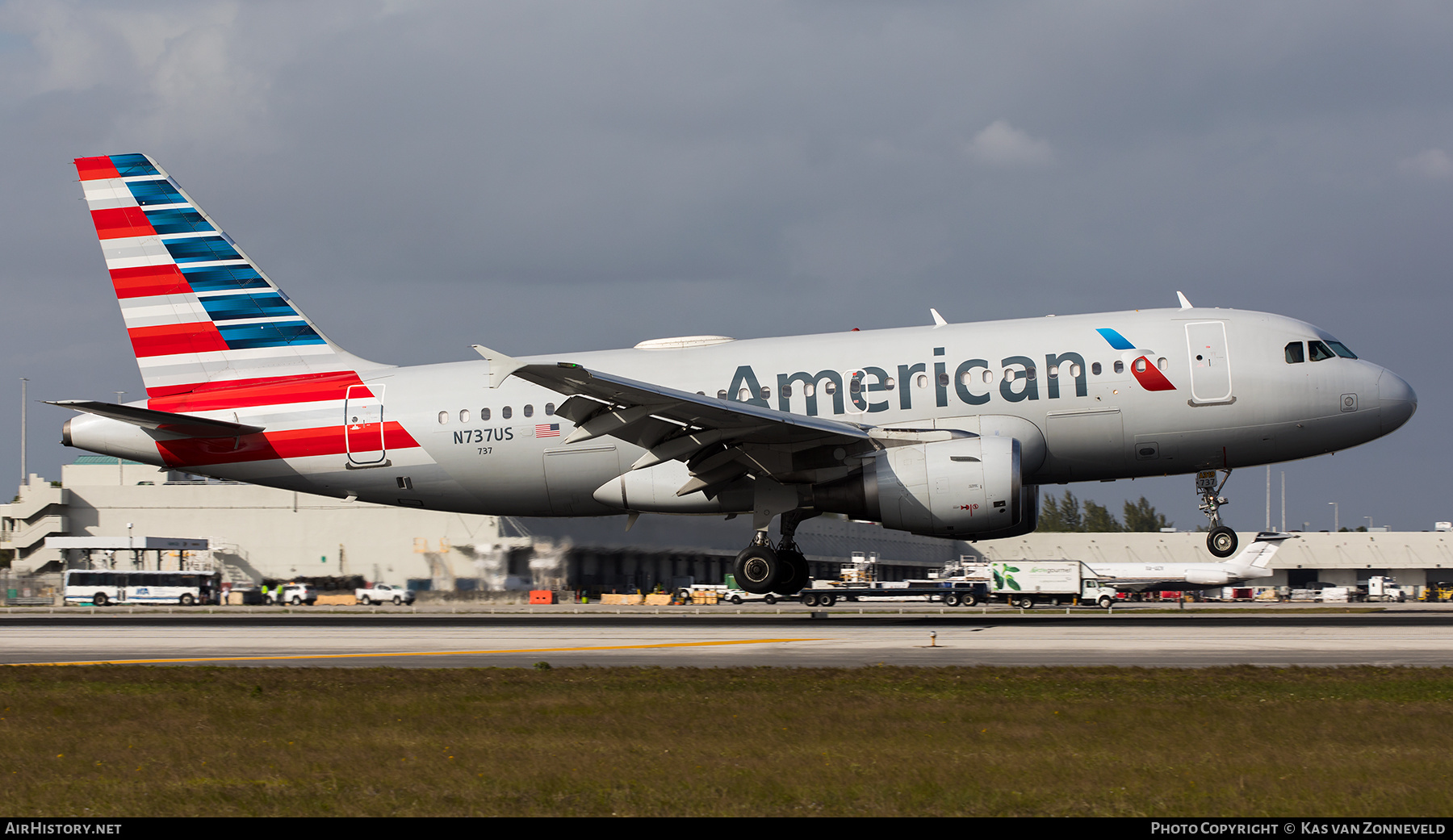 Aircraft Photo of N737US | Airbus A319-112 | American Airlines | AirHistory.net #286738