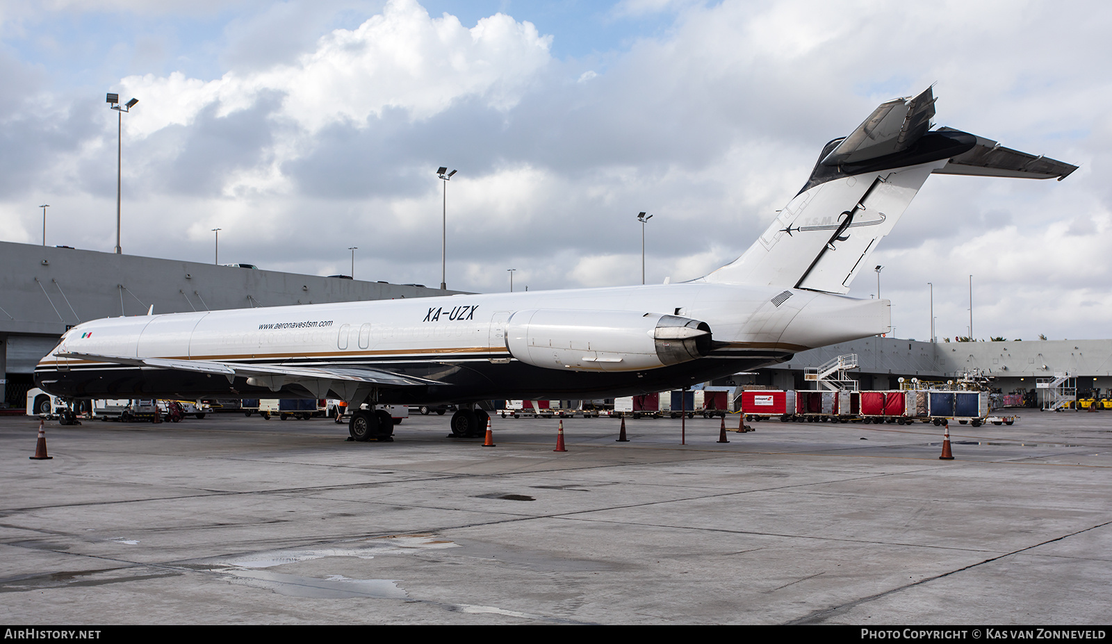 Aircraft Photo of XA-UZX | McDonnell Douglas MD-83/SF (DC-9-83) | Aeronaves TSM - Transportes Saltillo Monterrey | AirHistory.net #286739