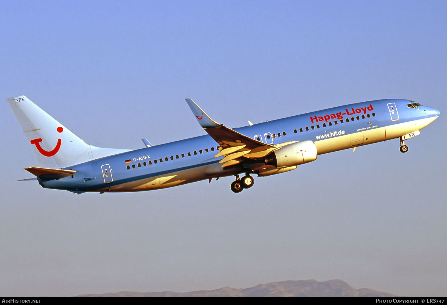 Aircraft Photo of D-AHFX | Boeing 737-8K5 | Hapag-Lloyd | AirHistory.net #286804