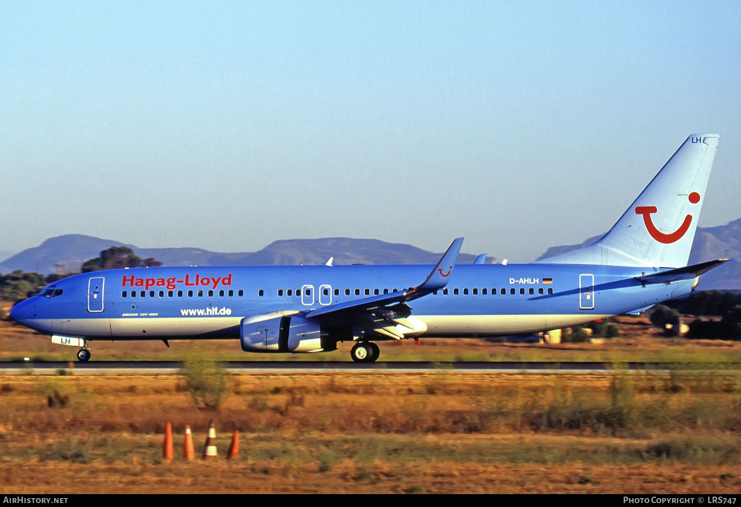 Aircraft Photo of D-AHLH | Boeing 737-8K5 | Hapag-Lloyd | AirHistory.net #286840