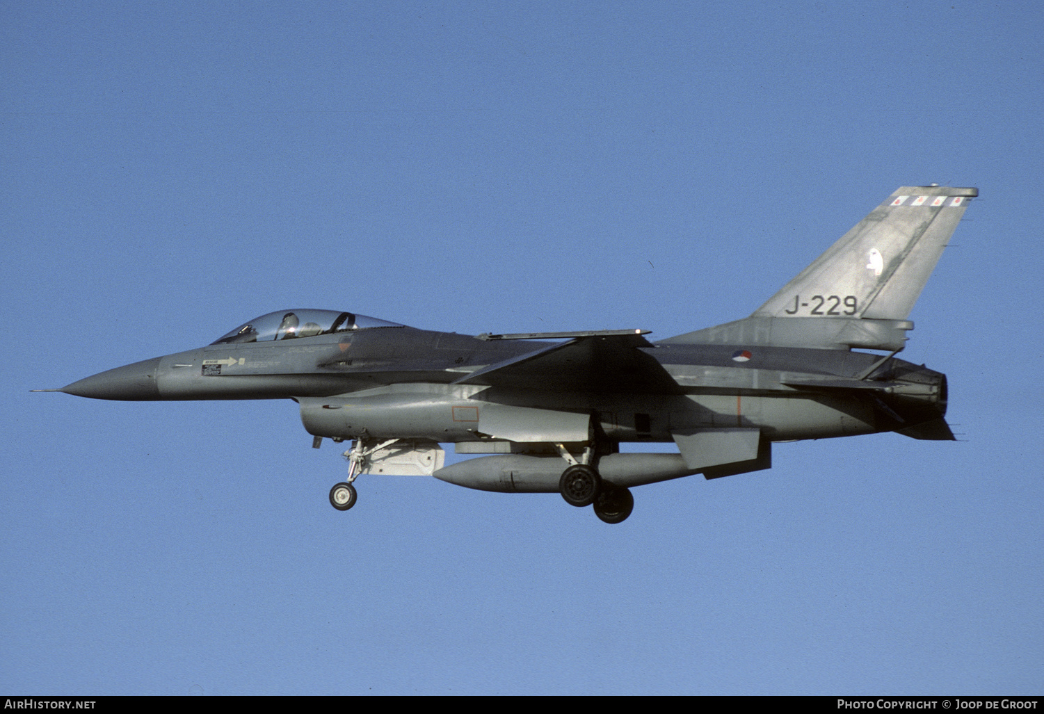 Aircraft Photo of J-229 | General Dynamics F-16A Fighting Falcon | Netherlands - Air Force | AirHistory.net #286863