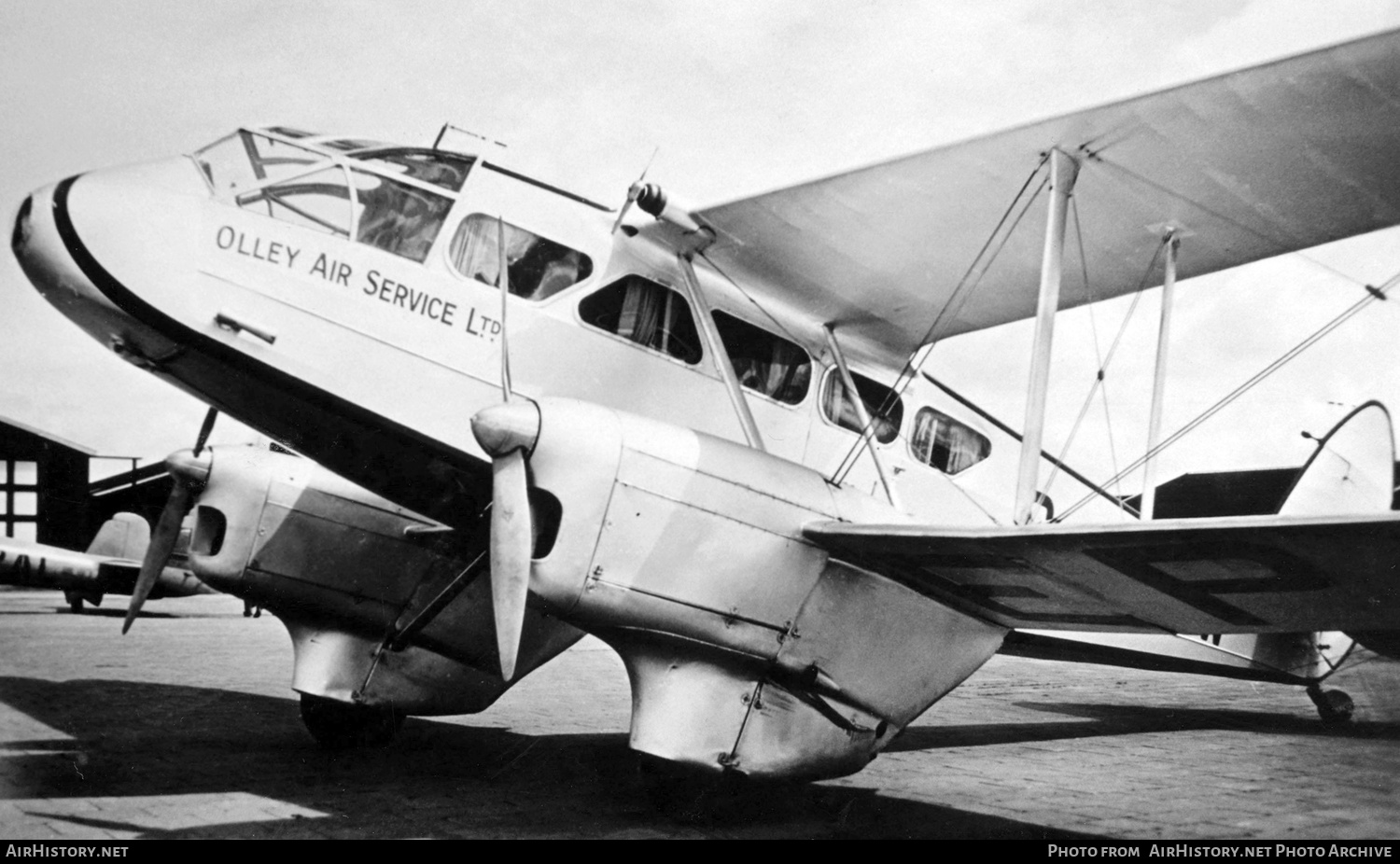 Aircraft Photo of G-AEPW | De Havilland D.H. 89A Dragon Rapide | Olley Air Service | AirHistory.net #286912