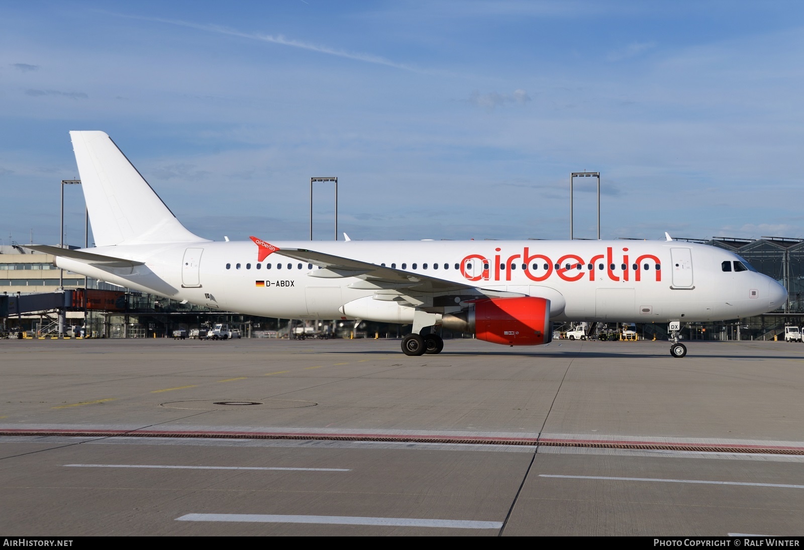 Aircraft Photo of D-ABDX | Airbus A320-214 | Air Berlin | AirHistory.net #287007