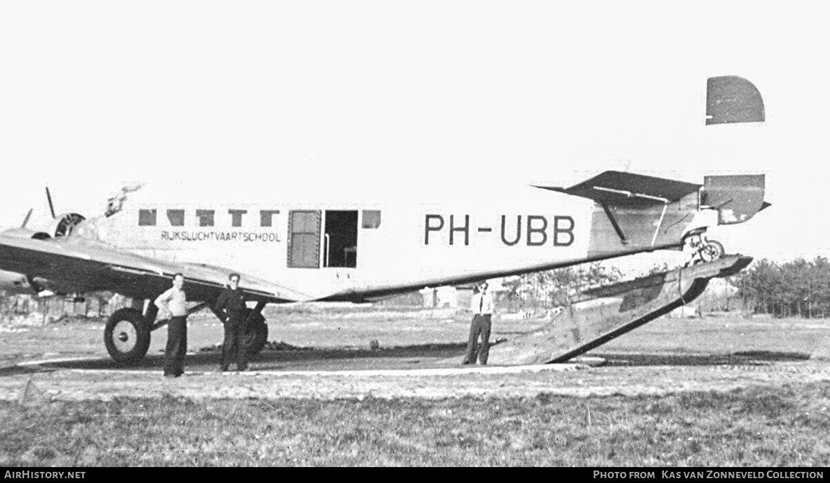 Aircraft Photo of PH-UBB | Junkers Ju 52/3m g8e | Rijksluchtvaartschool - RLS | AirHistory.net #287009