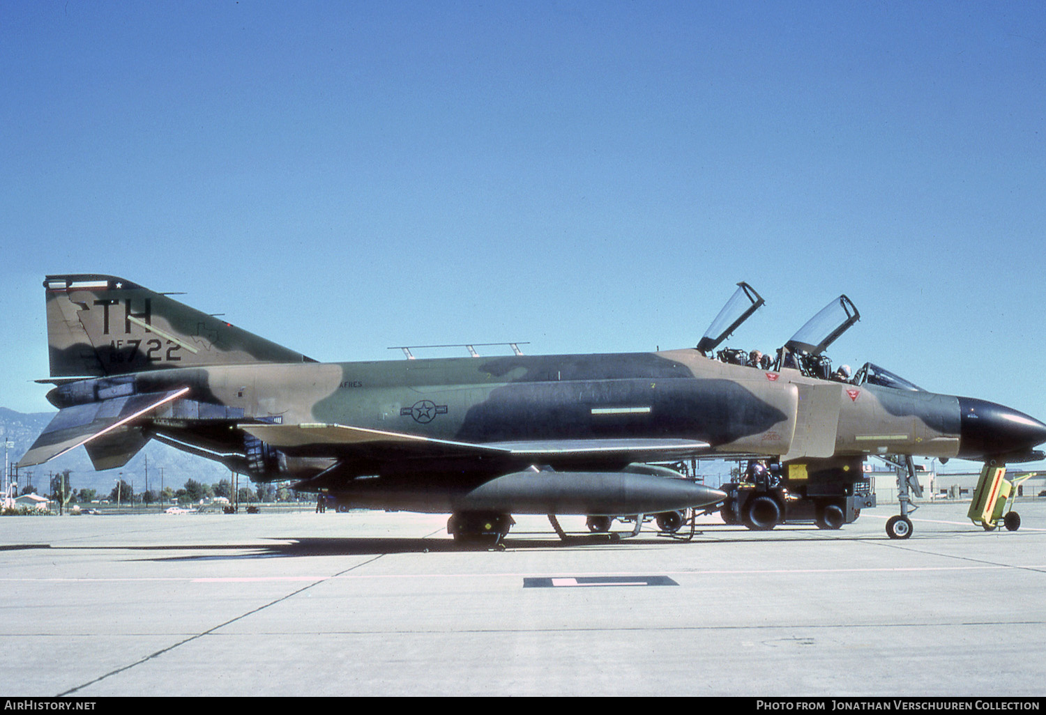 Aircraft Photo of 66-8722 / AF66-722 | McDonnell Douglas F-4D Phantom II | USA - Air Force | AirHistory.net #287096