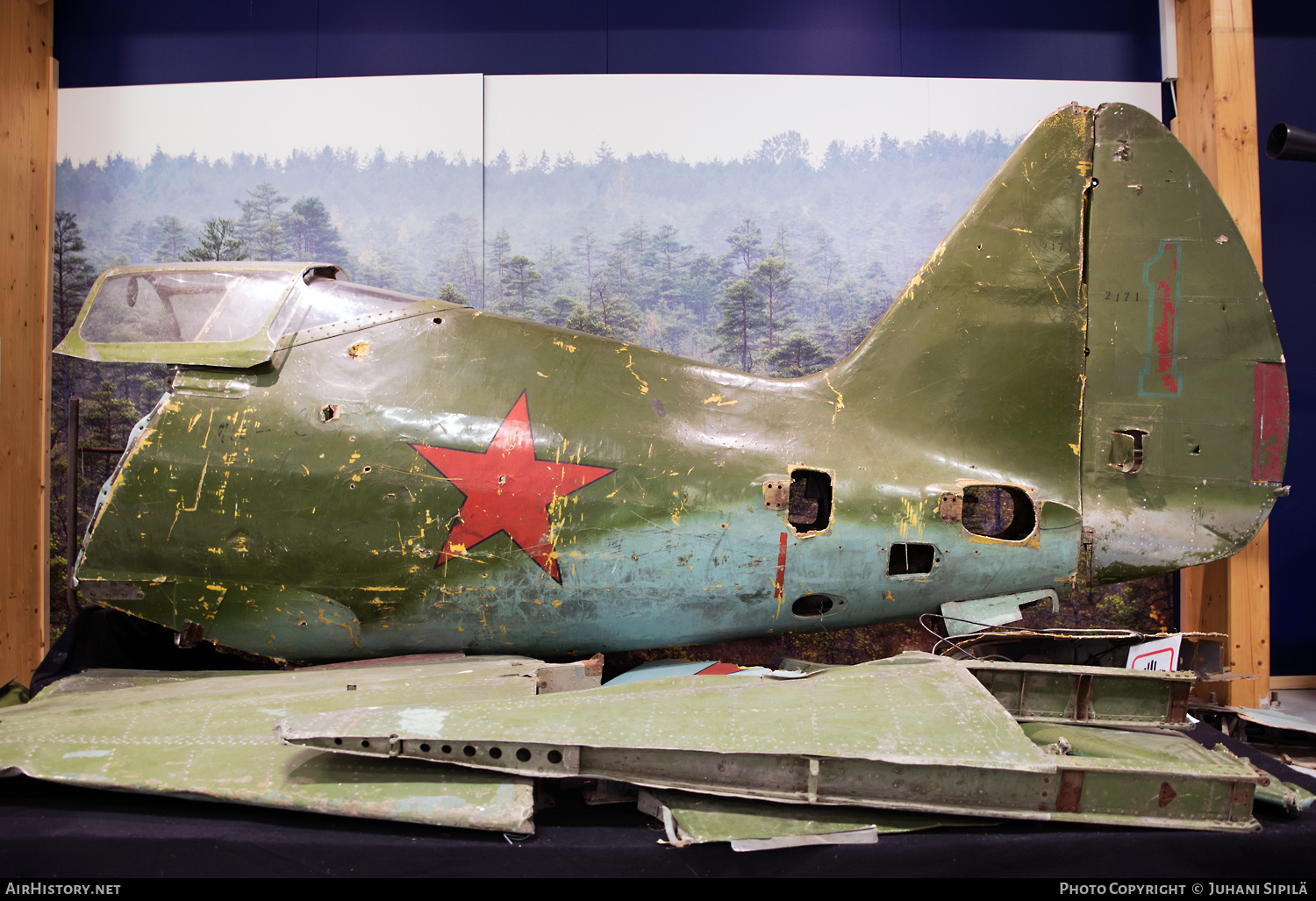 Aircraft Photo of 1 red | Mikoyan-Gurevich MiG-3 | Soviet Union - Air Force | AirHistory.net #287110