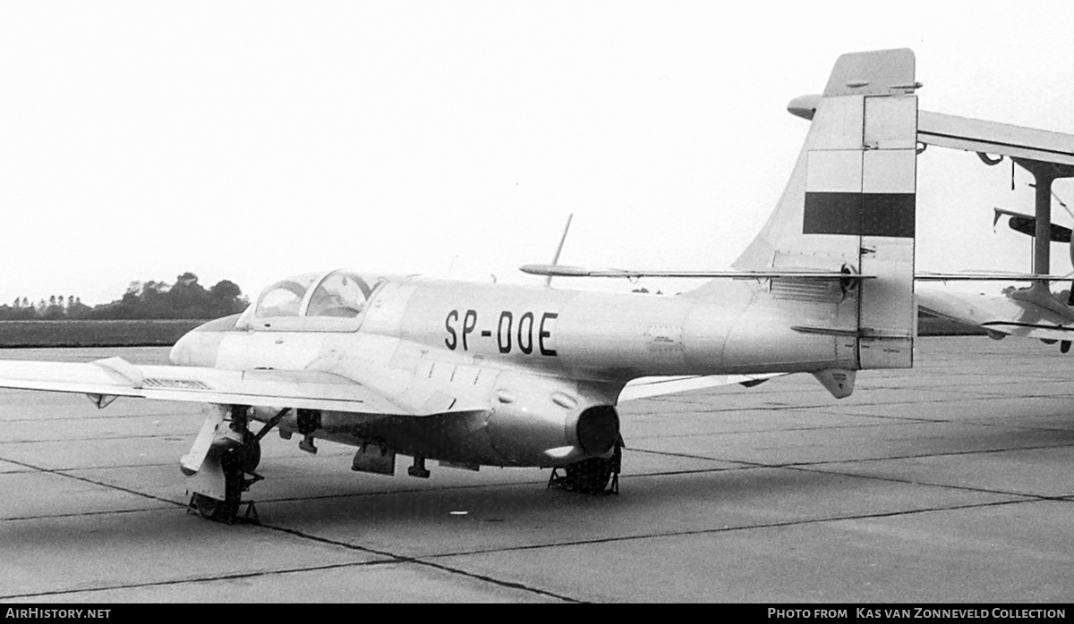 Aircraft Photo of SP-DOE | PZL-Mielec TS-11 Iskra | AirHistory.net #287126