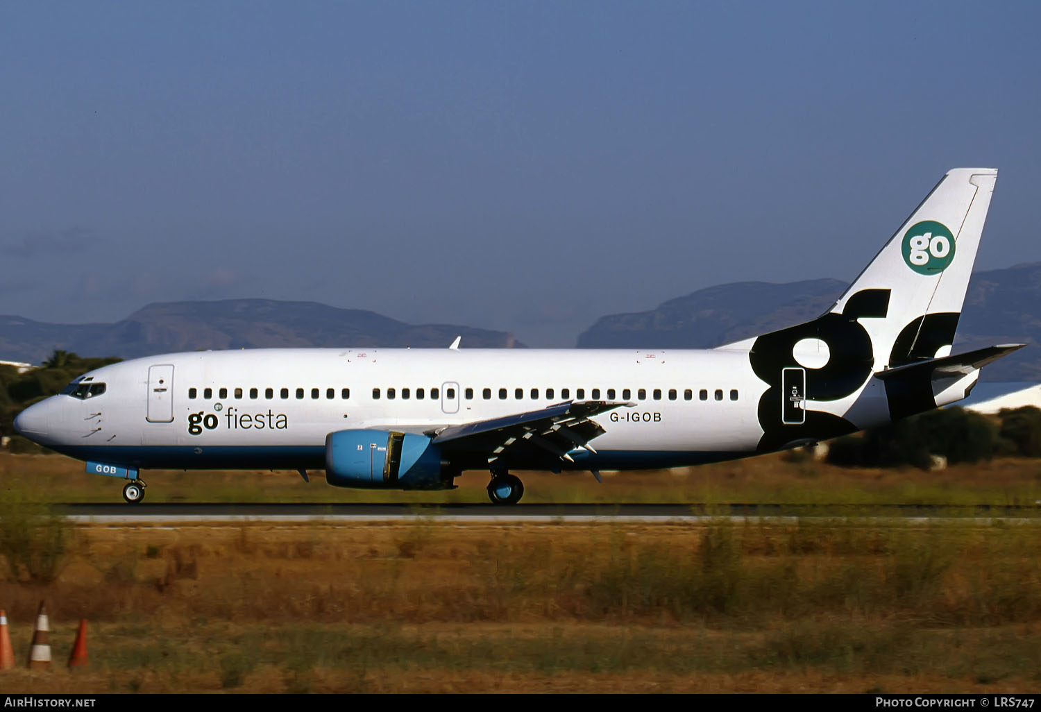 Aircraft Photo of G-IGOB | Boeing 737-36Q | Go Fly | AirHistory.net #287159