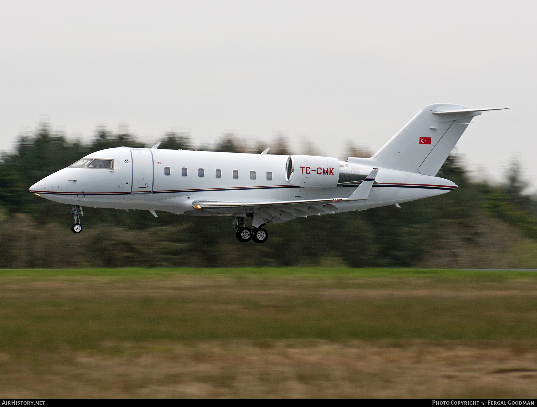 Aircraft Photo of TC-CMK | Bombardier Challenger 605 (CL-600-2B16) | AirHistory.net #287177