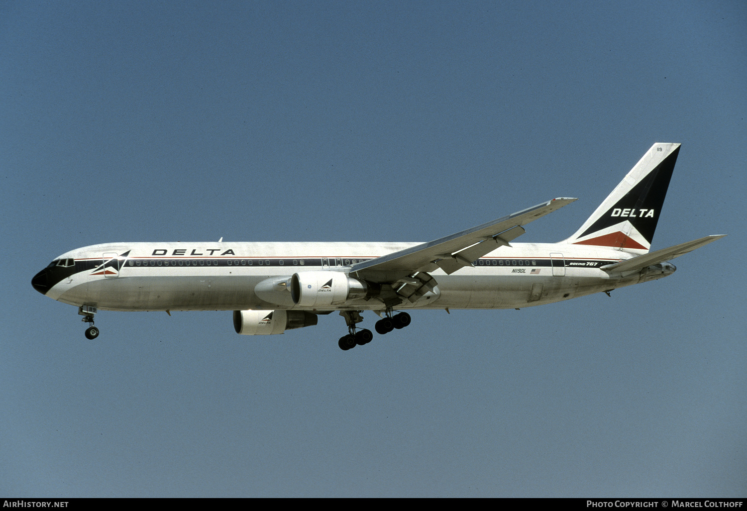 Aircraft Photo of N119DL | Boeing 767-332 | Delta Air Lines | AirHistory.net #287295
