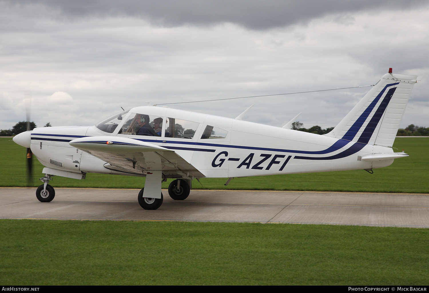 Aircraft Photo of G-AZFI | Piper PA-28R-200 Cherokee Arrow B | AirHistory.net #287351