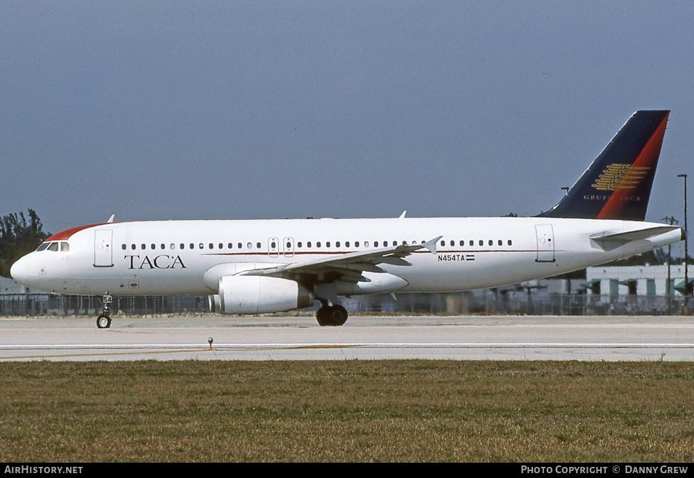 Aircraft Photo of N454TA | Airbus A320-233 | TACA - Transportes Aéreos Centro Americanos | AirHistory.net #287432