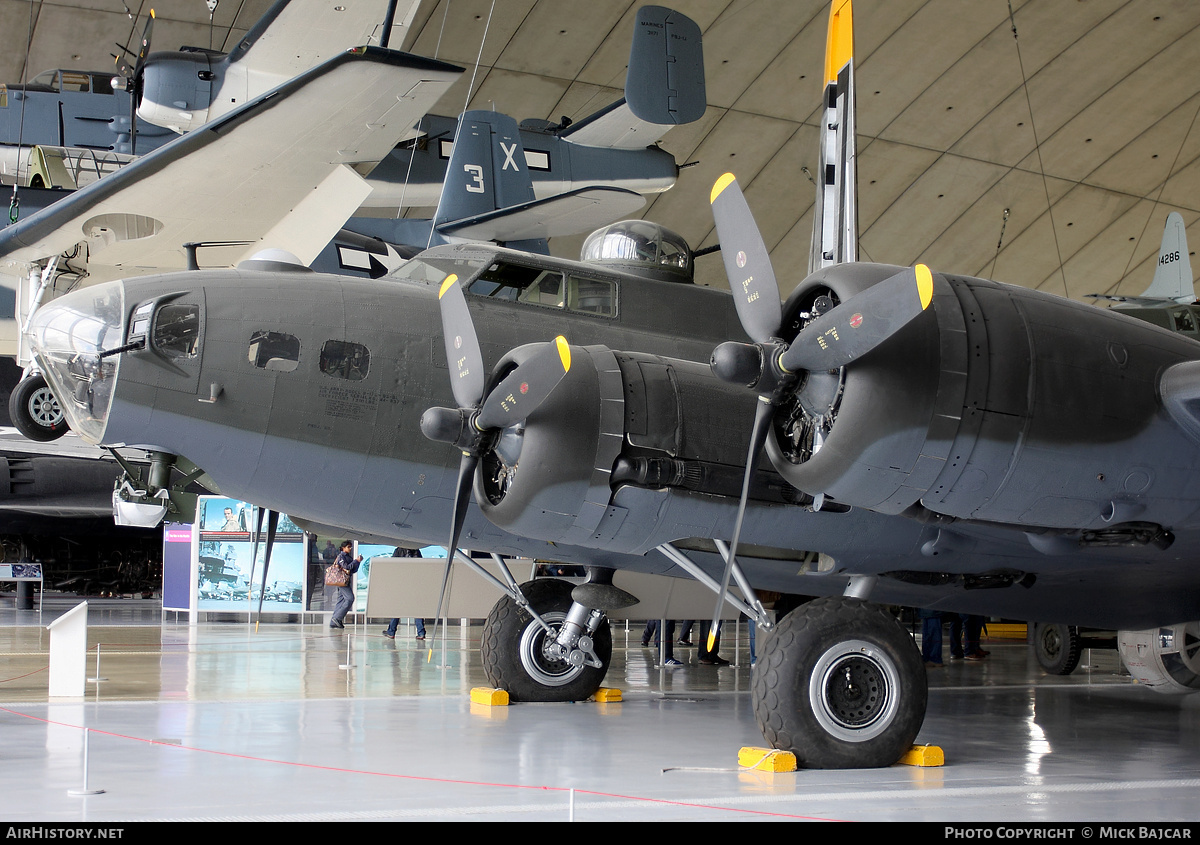 Aircraft Photo of 44-83735 | Boeing B-17G Flying Fortress | USA - Air Force | AirHistory.net #287437