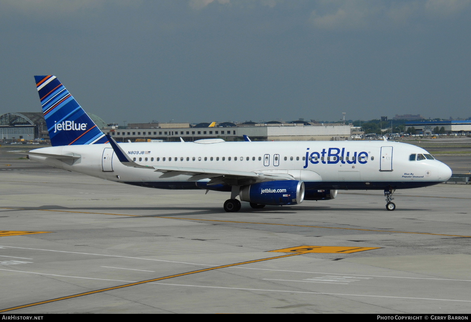 Aircraft Photo of N809JB | Airbus A320-232 | JetBlue Airways | AirHistory.net #287609