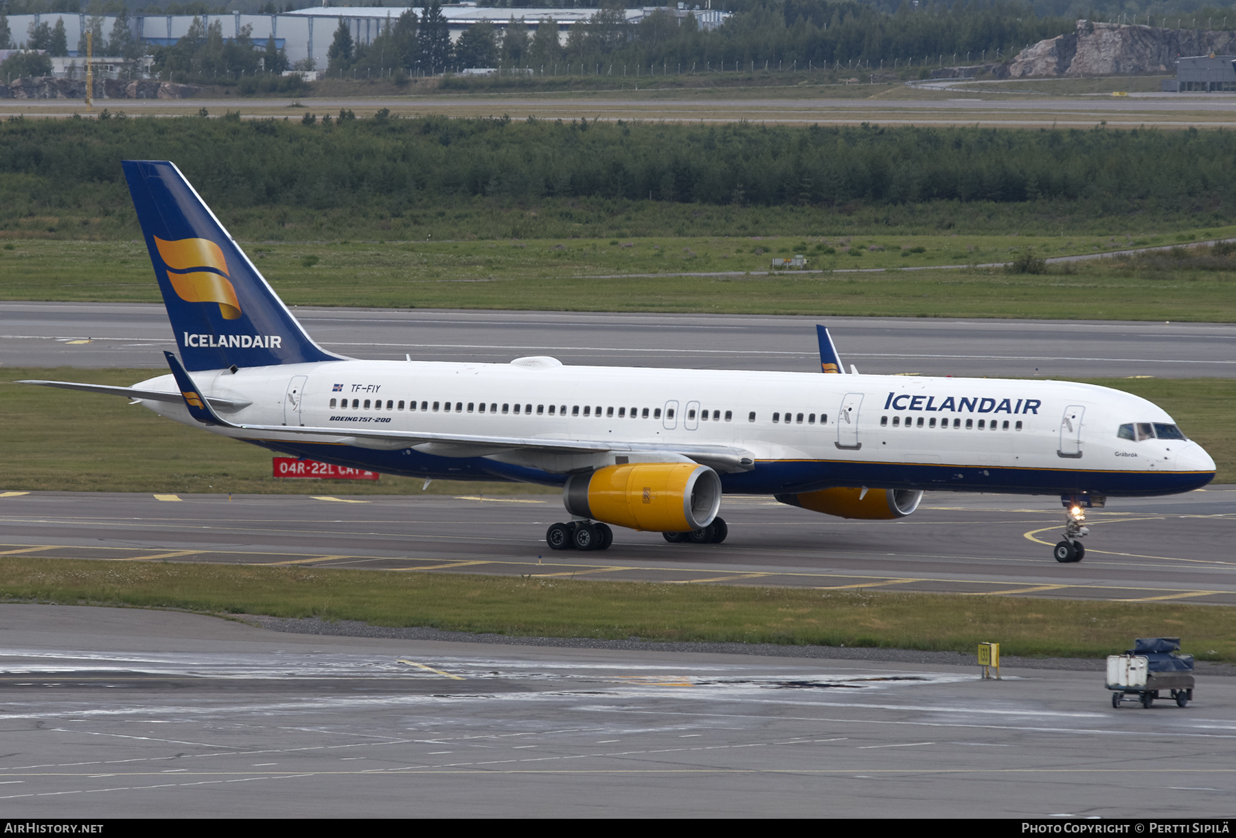 Aircraft Photo of TF-FIY | Boeing 757-256 | Icelandair | AirHistory.net #287617