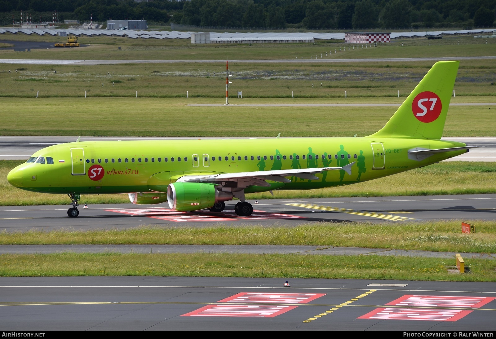 Aircraft Photo of VQ-BET | Airbus A320-214 | S7 Airlines | AirHistory.net #287624