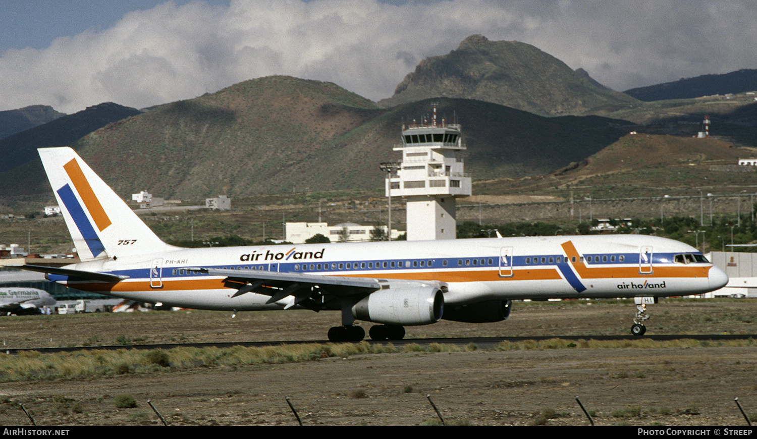 Aircraft Photo of PH-AHI | Boeing 757-27B | Air Holland | AirHistory.net #287666