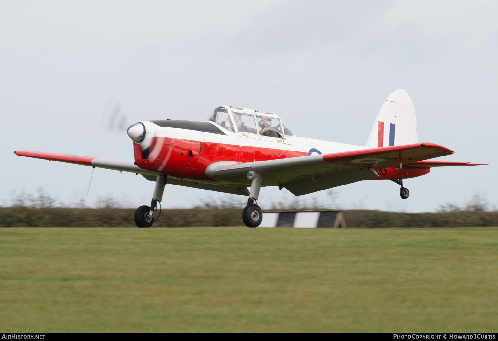 Aircraft Photo of G-BZGA / WK585 | De Havilland DHC-1 Chipmunk Mk22 | UK - Air Force | AirHistory.net #287671