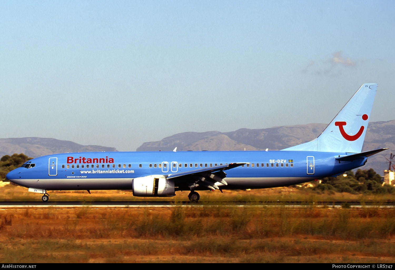 Aircraft Photo of SE-DZV | Boeing 737-804 | Britannia Airways | AirHistory.net #287690