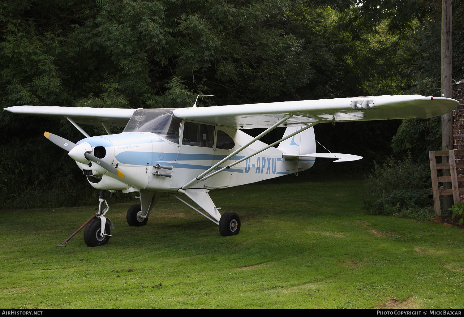 Aircraft Photo of G-APXU | Piper PA-22-125 Tri-Pacer | AirHistory.net #287726