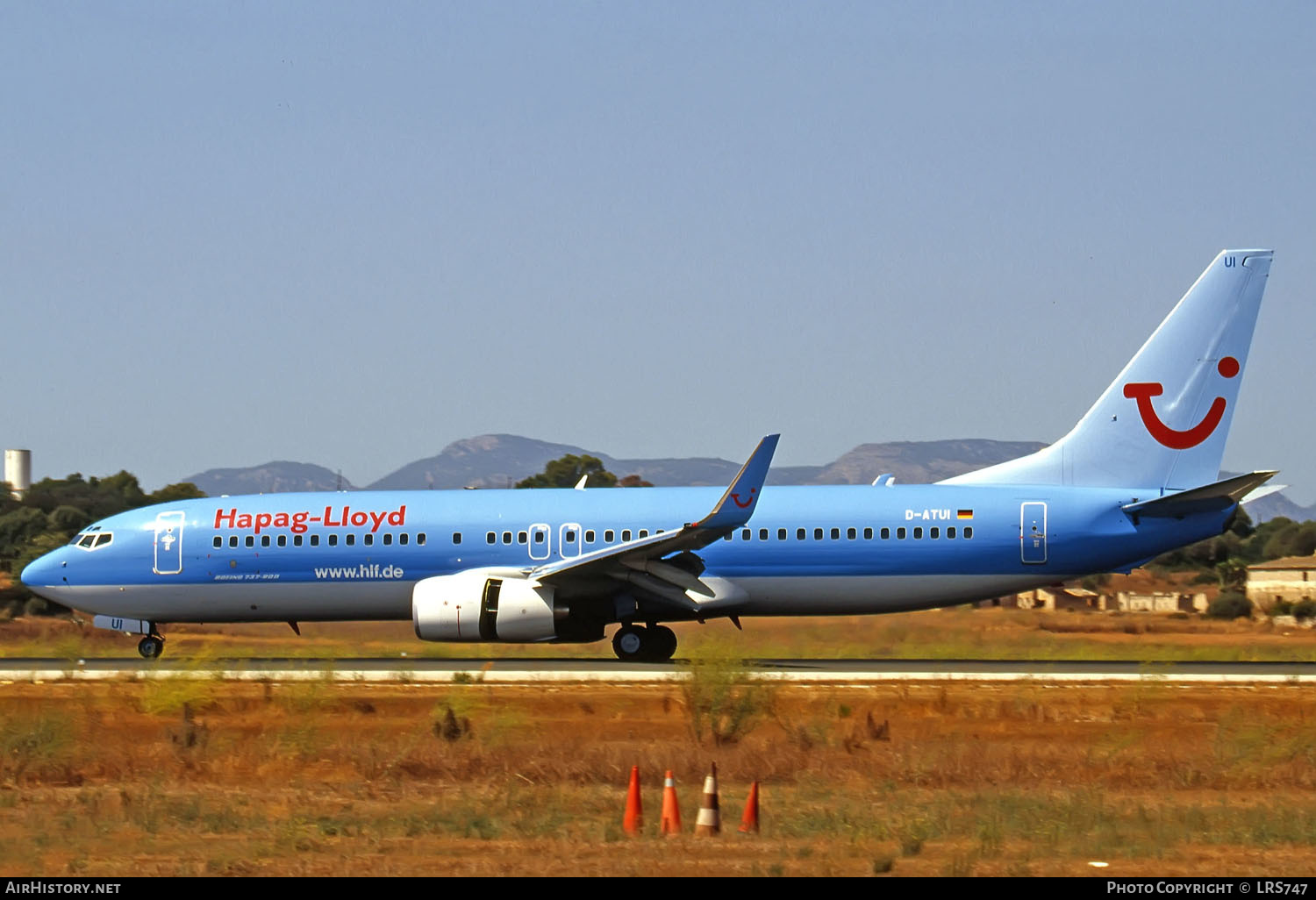 Aircraft Photo of D-ATUI | Boeing 737-86Q | Hapag-Lloyd | AirHistory.net #287737