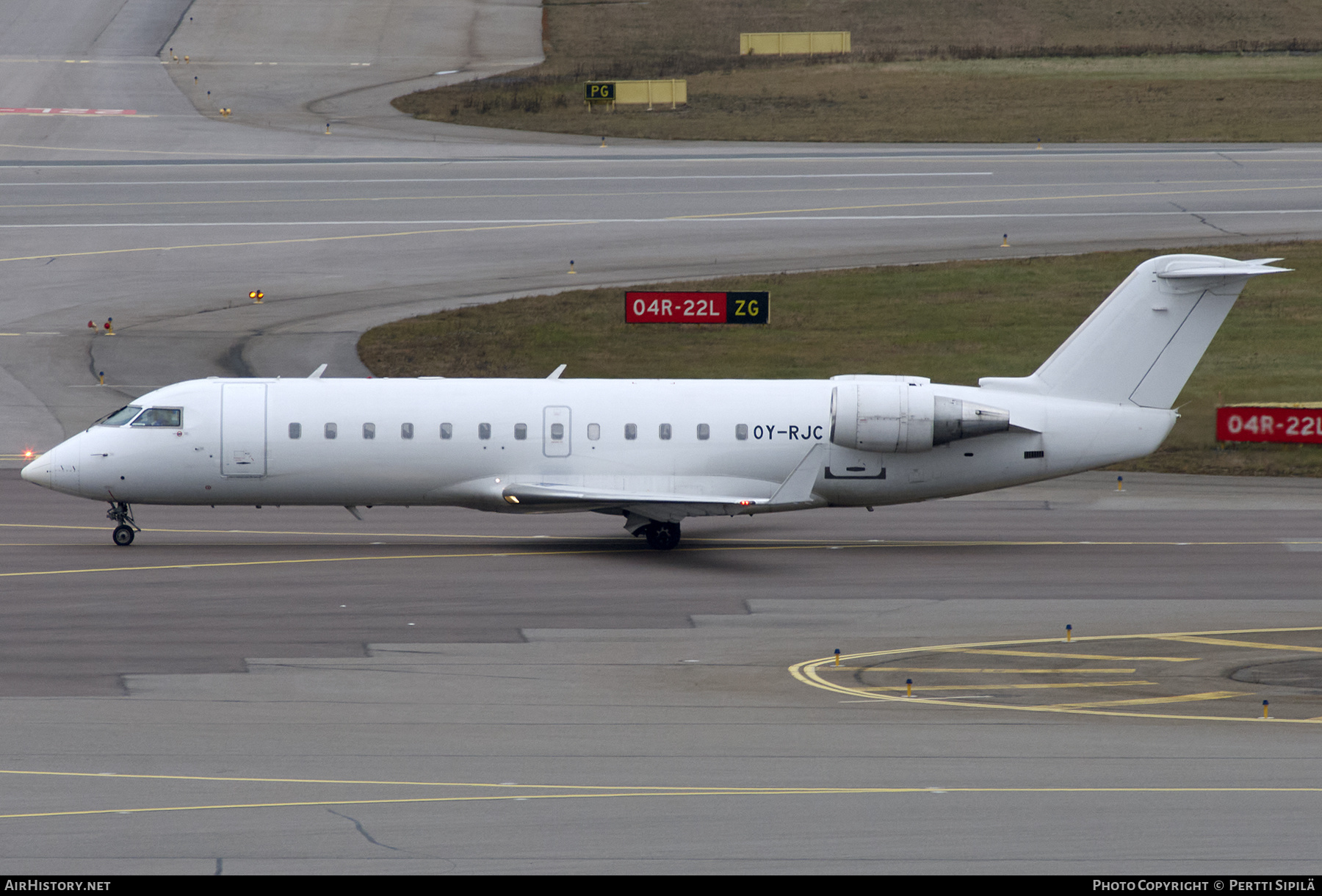 Aircraft Photo of OY-RJC | Canadair CRJ-200LR (CL-600-2B19) | AirHistory.net #287771