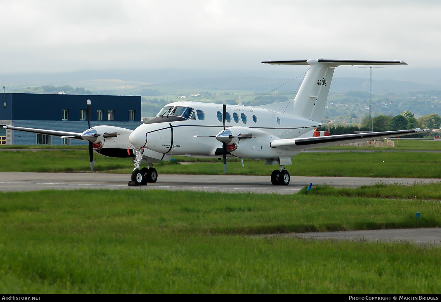 Aircraft Photo of 94-0316 / 40316 | Beech C-12R Huron (B200C) | USA - Army | AirHistory.net #287860