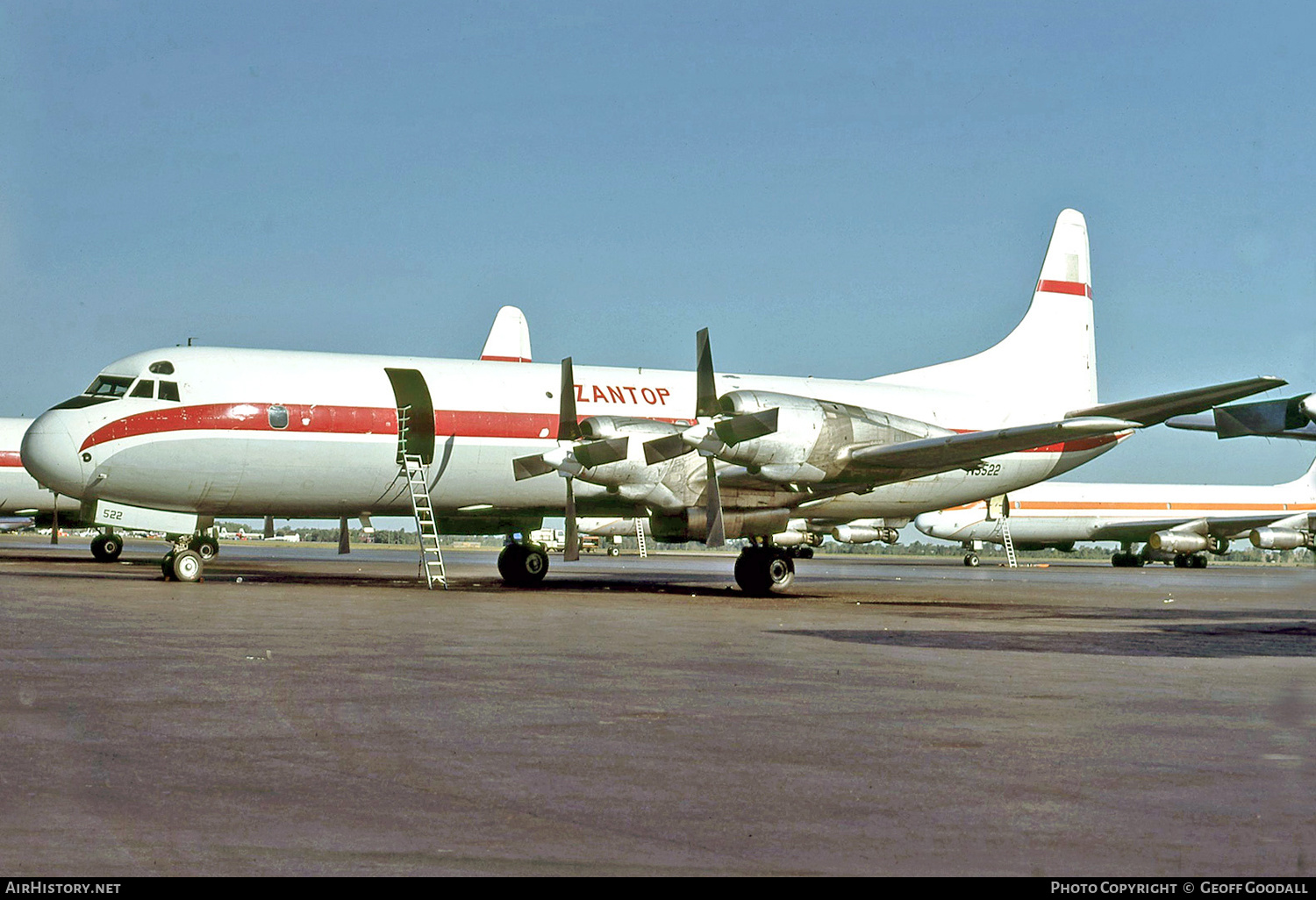 Aircraft Photo of N5522 | Lockheed L-188A(F) Electra | Zantop International Airlines | AirHistory.net #287863