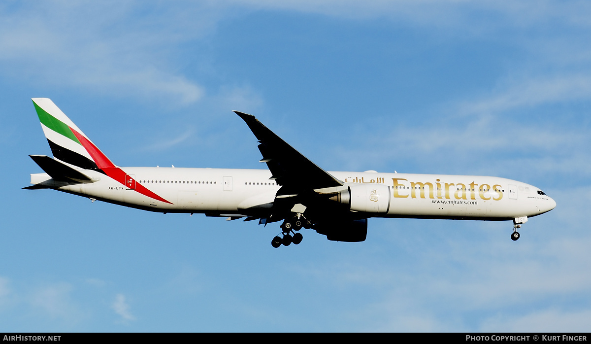 Aircraft Photo of A6-ECV | Boeing 777-31H/ER | Emirates | AirHistory.net #287886