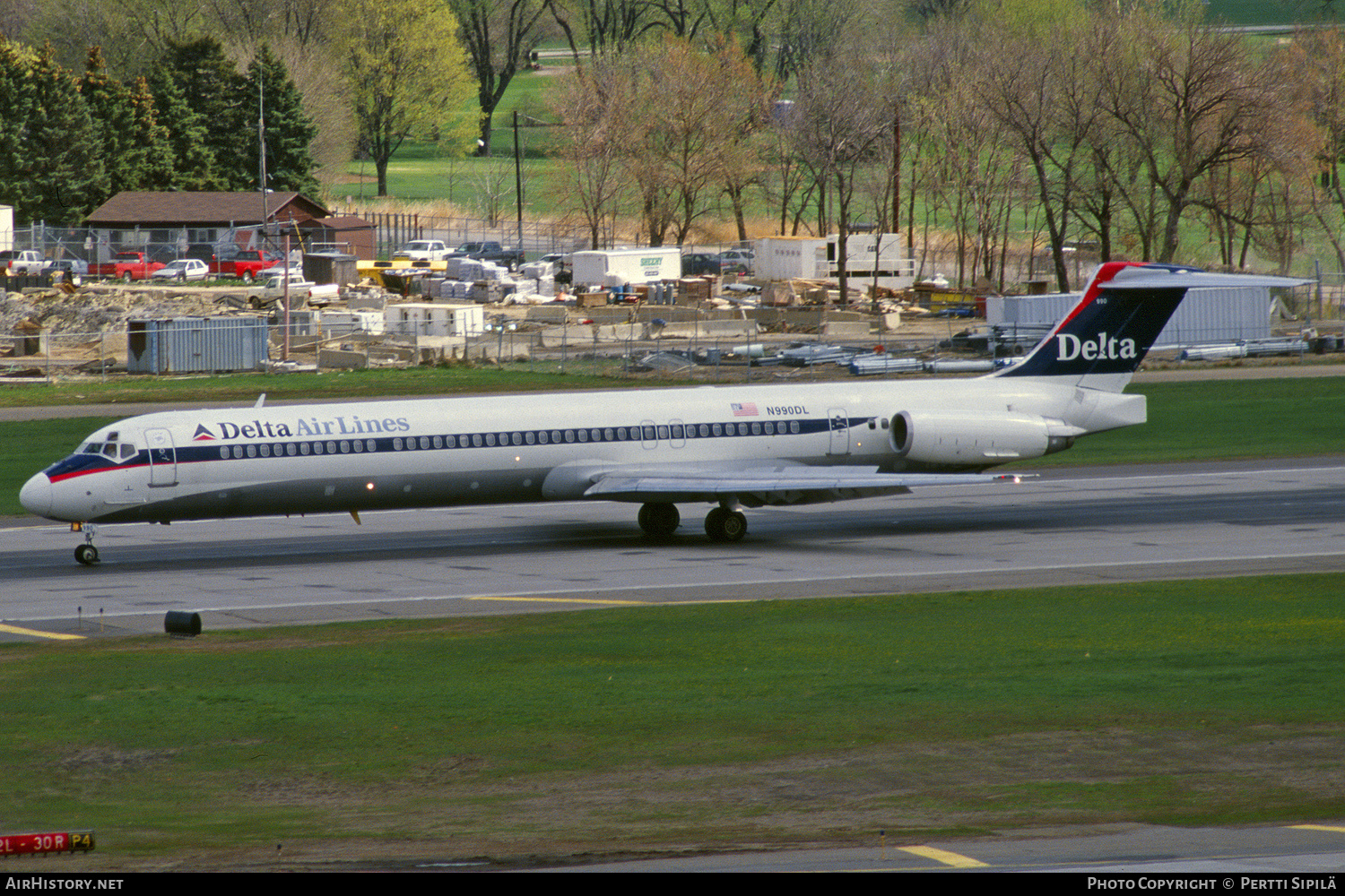 Aircraft Photo of N990DL | McDonnell Douglas MD-88 | Delta Air Lines | AirHistory.net #287902