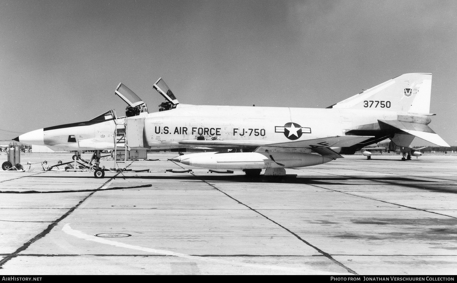 Aircraft Photo of 63-7750 / 37750 | McDonnell RF-4C Phantom II | USA - Air Force | AirHistory.net #287924