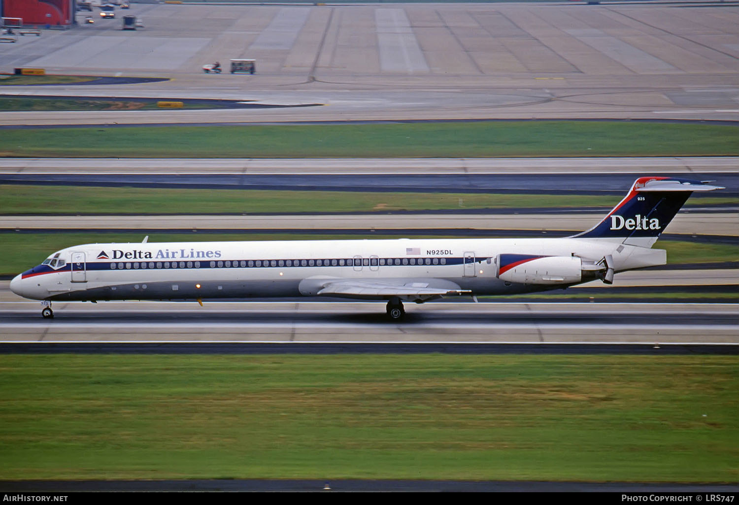 Aircraft Photo of N925DL | McDonnell Douglas MD-88 | Delta Air Lines | AirHistory.net #287976