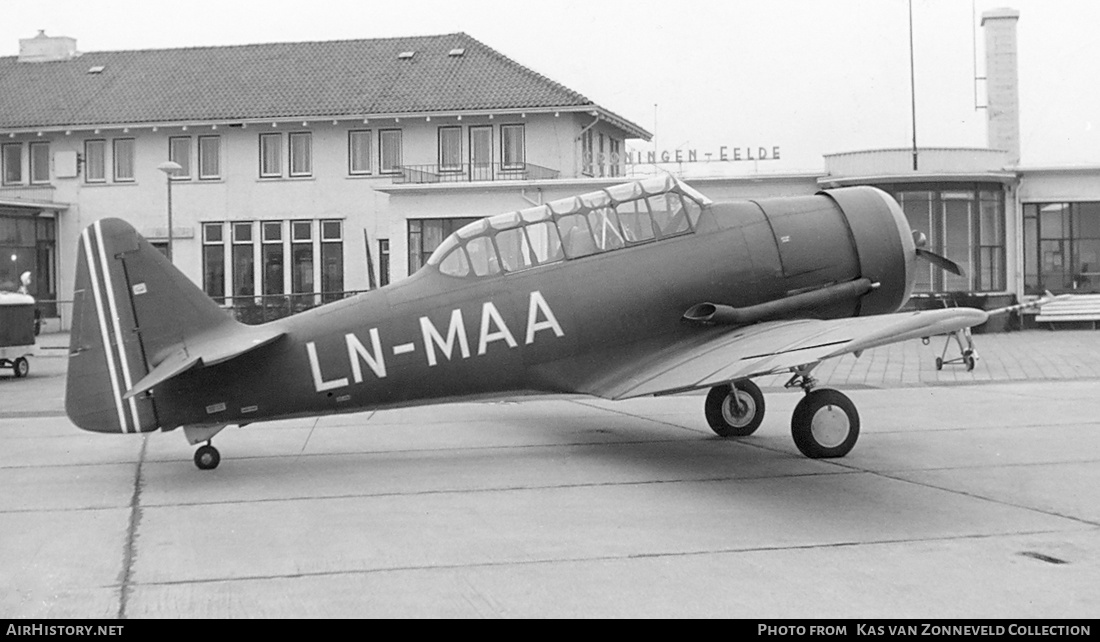 Aircraft Photo of LN-MAA | North American AT-16 Harvard IIB | AirHistory.net #287998