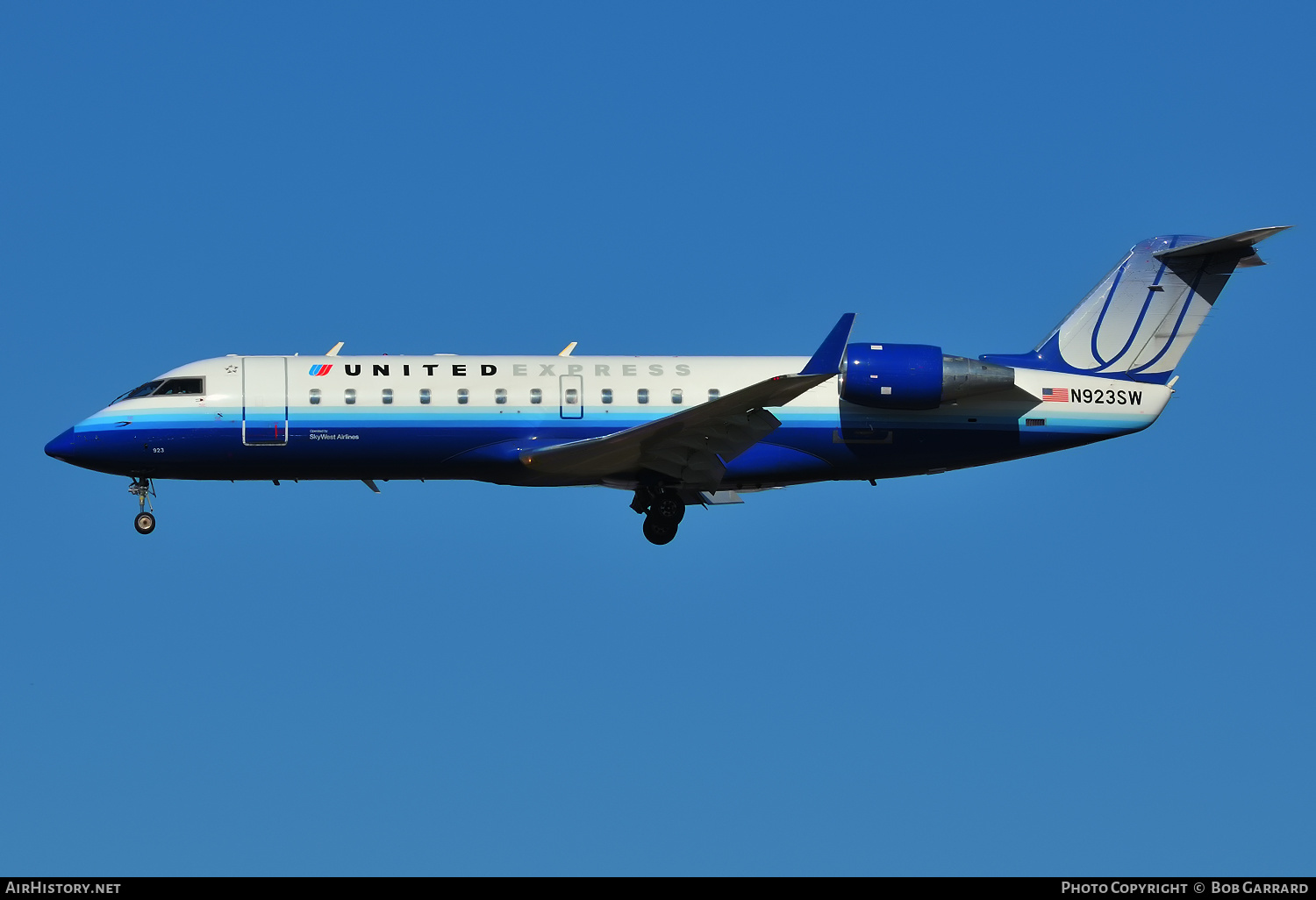 Aircraft Photo of N923SW | Bombardier CRJ-200LR (CL-600-2B19) | United Express | AirHistory.net #288022