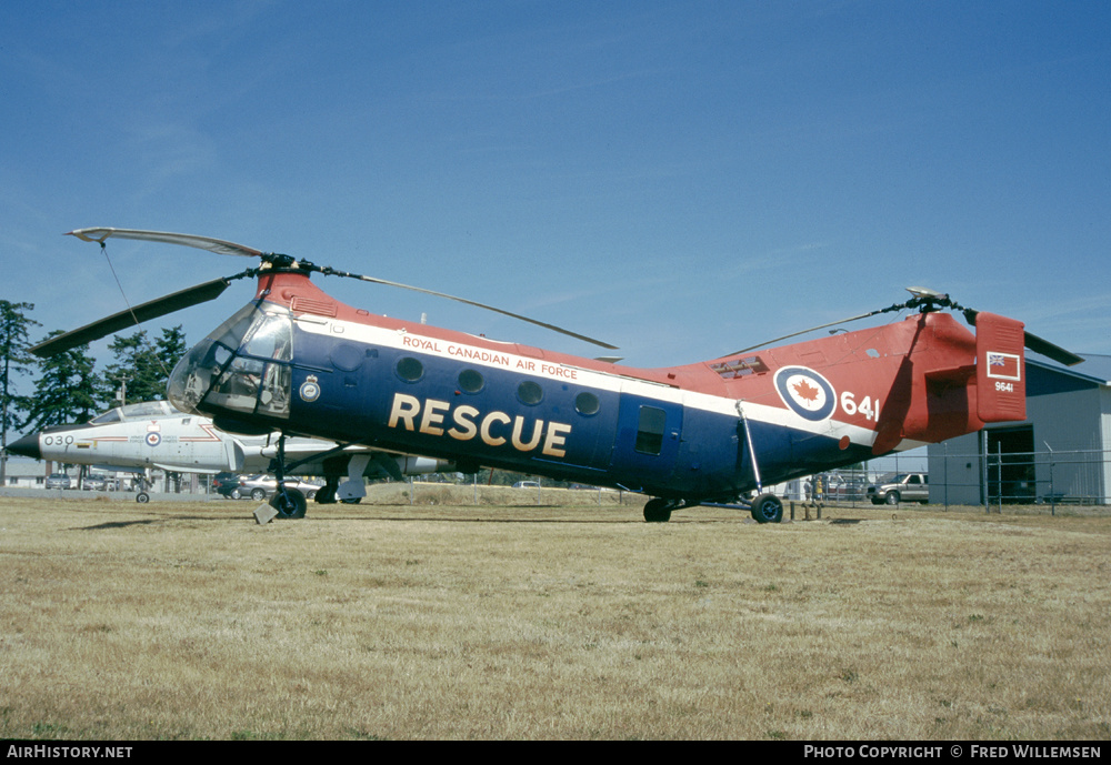 Aircraft Photo of 9641 | Piasecki HH-21B Workhorse | Canada - Air Force | AirHistory.net #288084