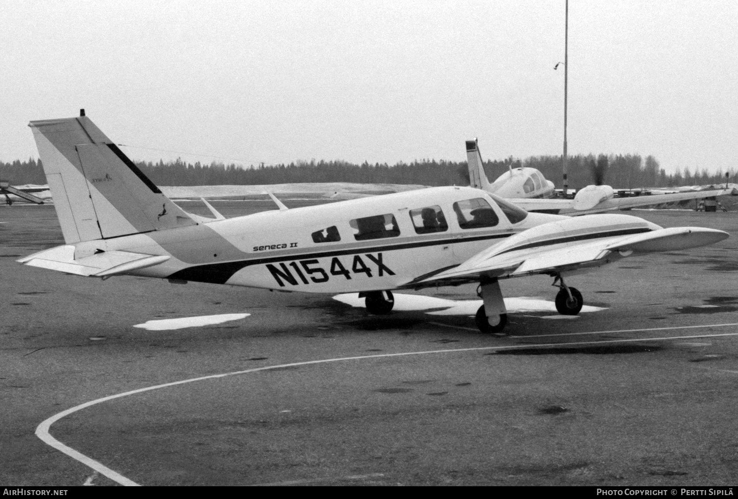 Aircraft Photo of N1544X | Piper PA-34-200T Seneca II | AirHistory.net #288093