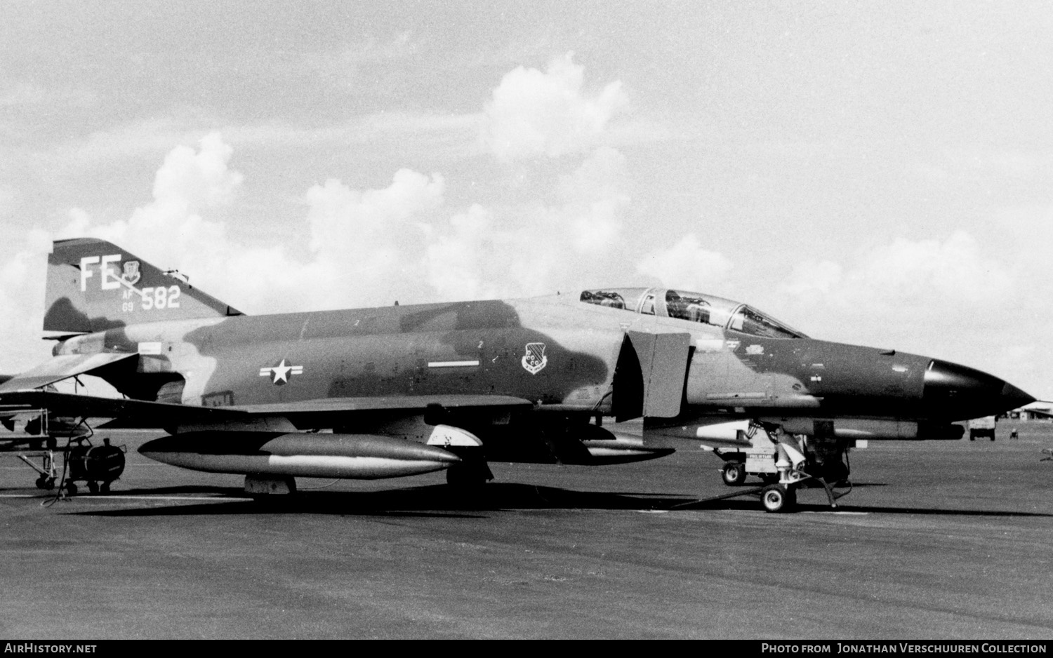 Aircraft Photo of 69-7582 / AF69-582 | McDonnell Douglas F-4E Phantom II | USA - Air Force | AirHistory.net #288119