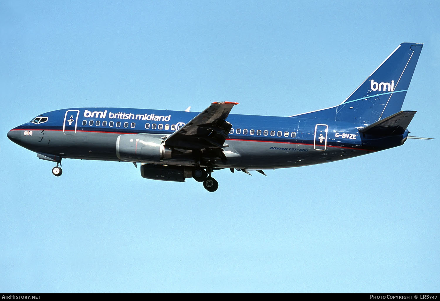 Aircraft Photo of G-BVZE | Boeing 737-59D | BMI - British Midland International | AirHistory.net #288154