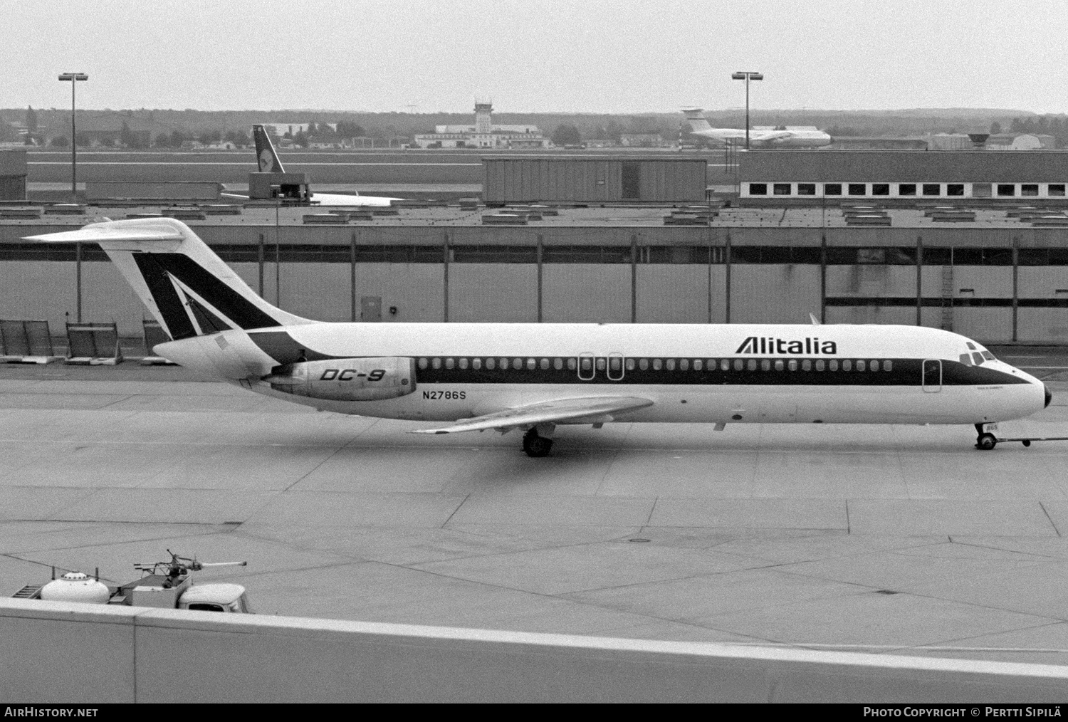 Aircraft Photo of N2786S | McDonnell Douglas DC-9-32 | Alitalia | AirHistory.net #288161