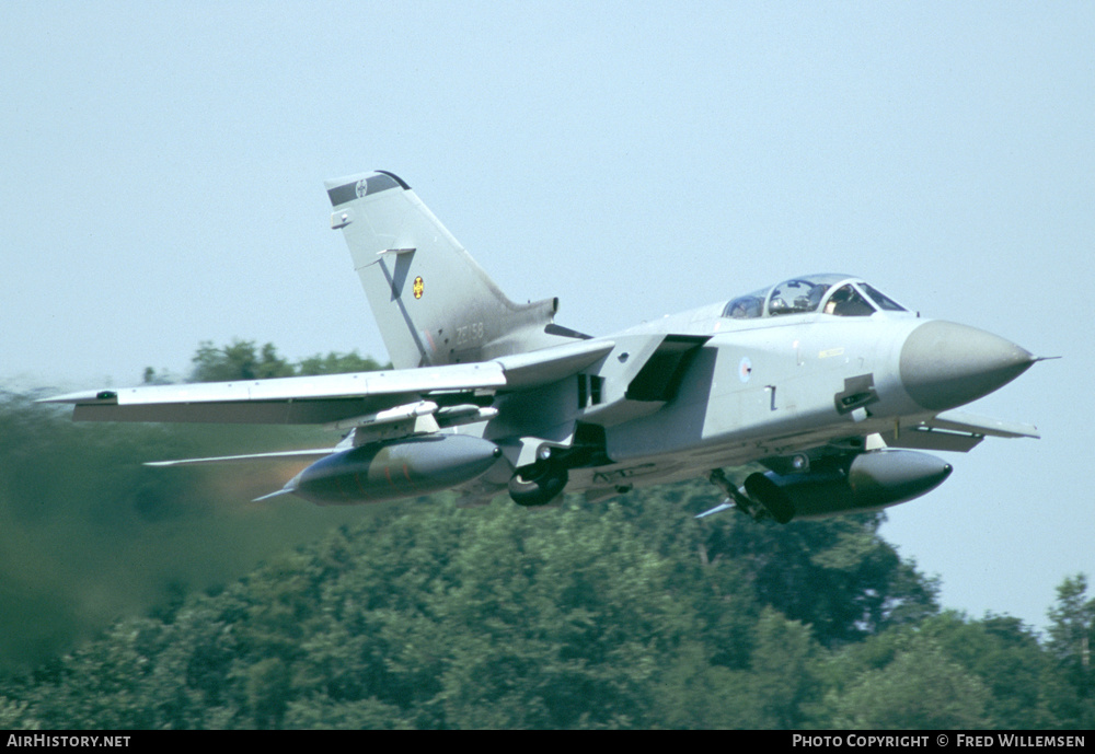 Aircraft Photo of ZE158 | Panavia Tornado F3 | UK - Air Force | AirHistory.net #288192